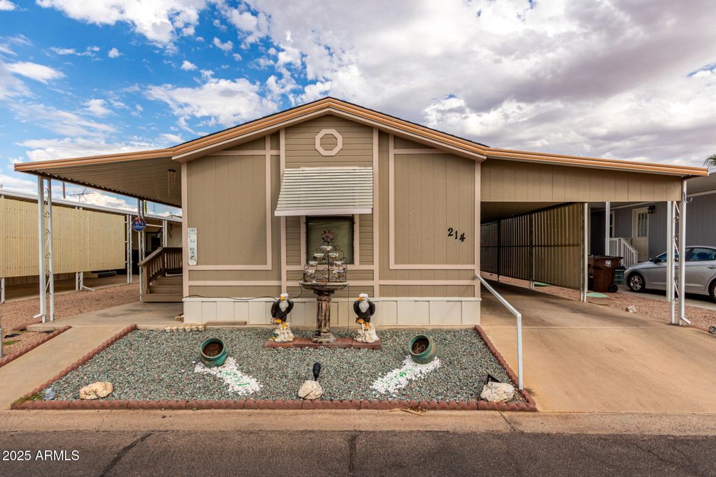 11101 E UNIVERSITY Drive 214, Apache Junction, AZ 85120