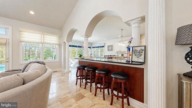 69 PEBBLE BEACH DR, Egg Harbor Township, NJ 08234
