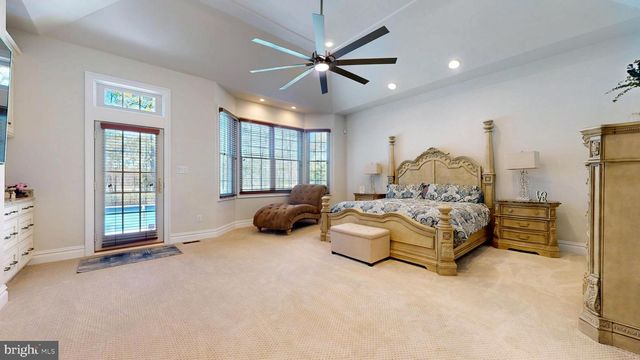69 PEBBLE BEACH DR, Egg Harbor Township, NJ 08234