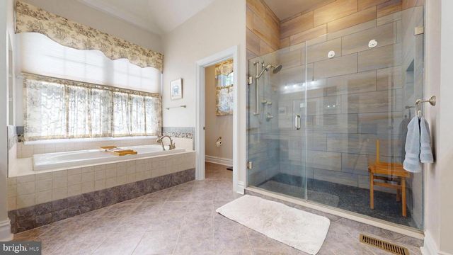 69 PEBBLE BEACH DR, Egg Harbor Township, NJ 08234