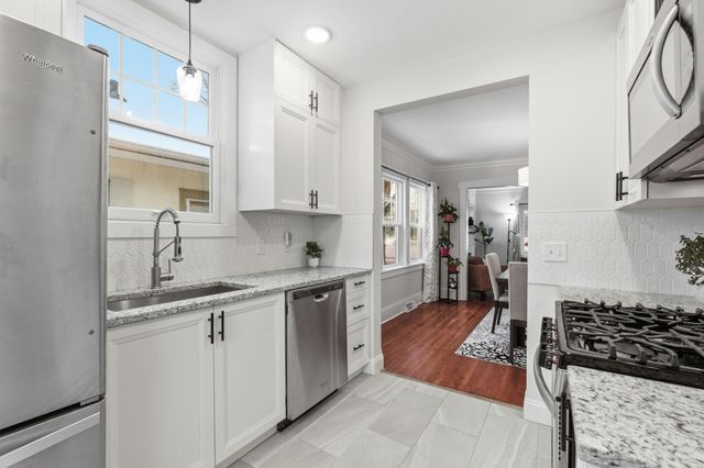 3431 38th Avenue S, Minneapolis, MN 55406