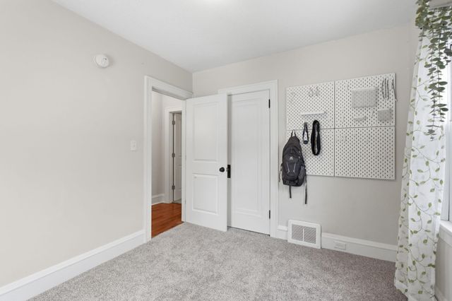 3431 38th Avenue S, Minneapolis, MN 55406