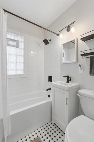 3431 38th Avenue S, Minneapolis, MN 55406