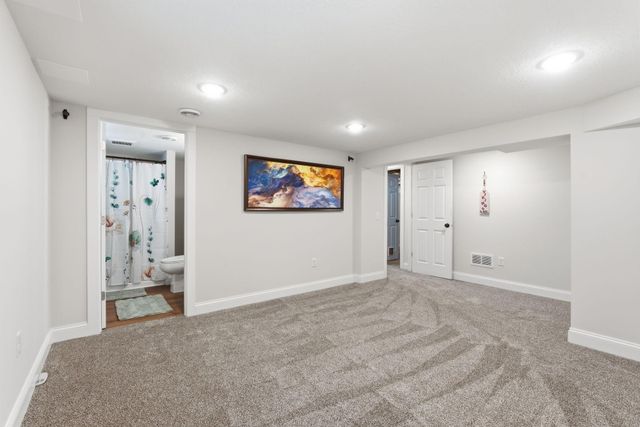 3431 38th Avenue S, Minneapolis, MN 55406