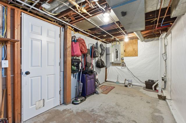 3431 38th Avenue S, Minneapolis, MN 55406