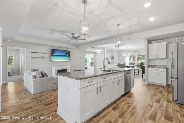 12335 House Finch Road, Weeki Wachee, FL 34614