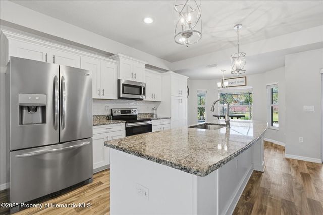 12335 House Finch Road, Weeki Wachee, FL 34614