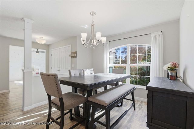 12335 House Finch Road, Weeki Wachee, FL 34614