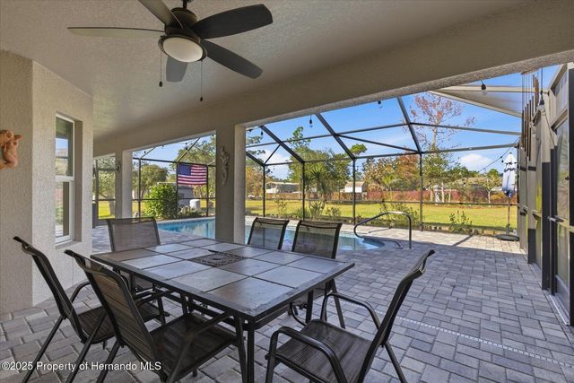 12335 House Finch Road, Weeki Wachee, FL 34614