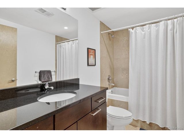 2900 W 44th Ave 201, Denver, CO 80211