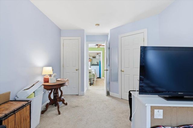 1 Maple Ridge Dr Unit 202, Merrimack, NH 03054