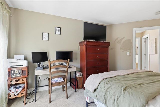 1 Maple Ridge Dr Unit 202, Merrimack, NH 03054