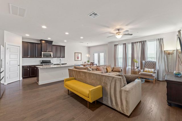 7407 Merrick DR, Austin, TX 78748