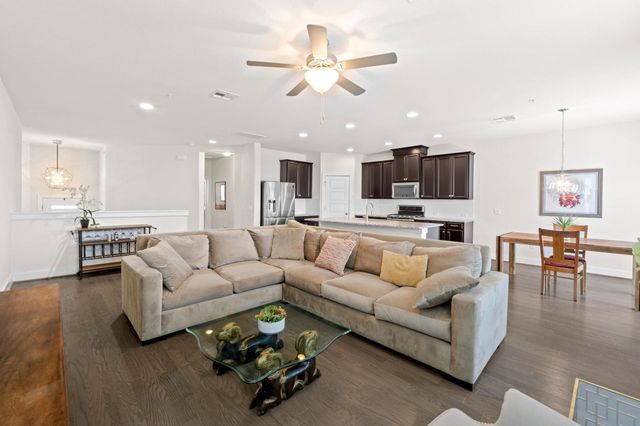 7407 Merrick DR, Austin, TX 78748