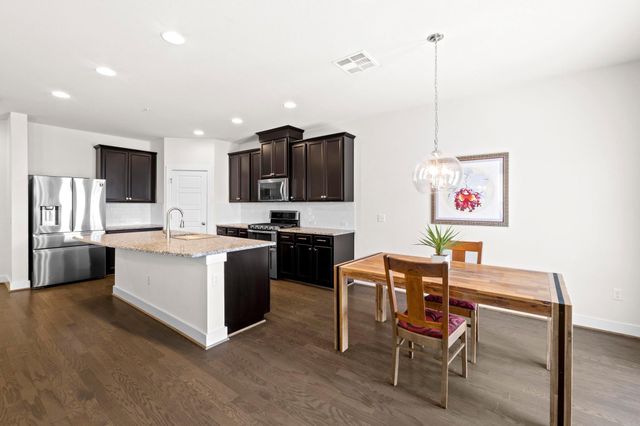 7407 Merrick DR, Austin, TX 78748
