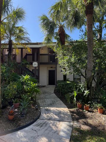 9292 Sabal Ridge Circle D, Boca Raton, FL 33428