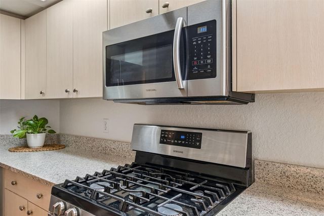 1776 WOOD THRUSH WAY, Palm Harbor, FL 34683