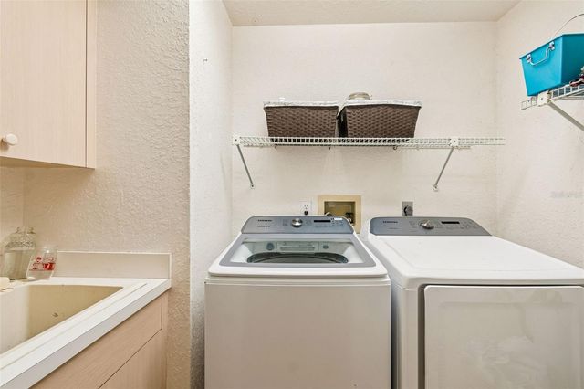1776 WOOD THRUSH WAY, Palm Harbor, FL 34683