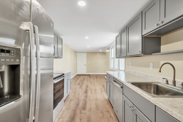 708-710 Central St, Lowell, MA 01852