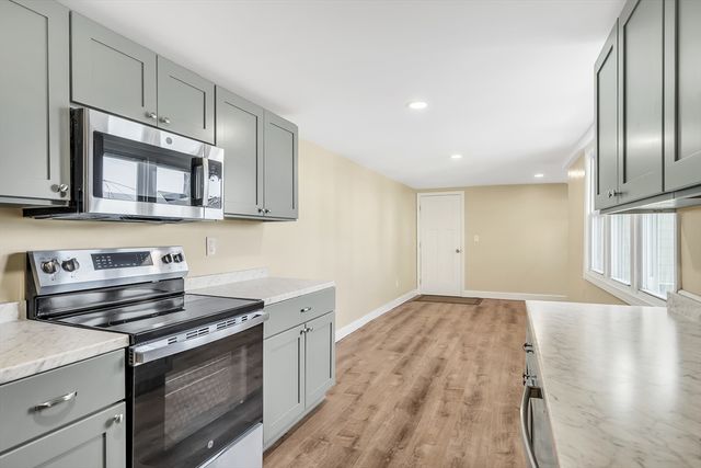 708-710 Central St, Lowell, MA 01852