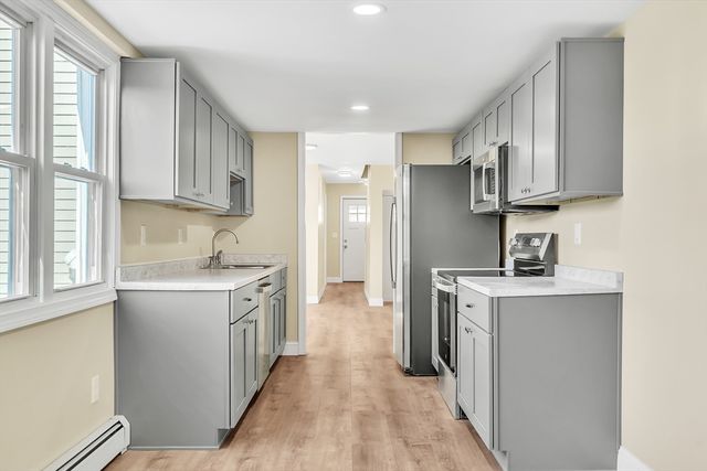 708-710 Central St, Lowell, MA 01852