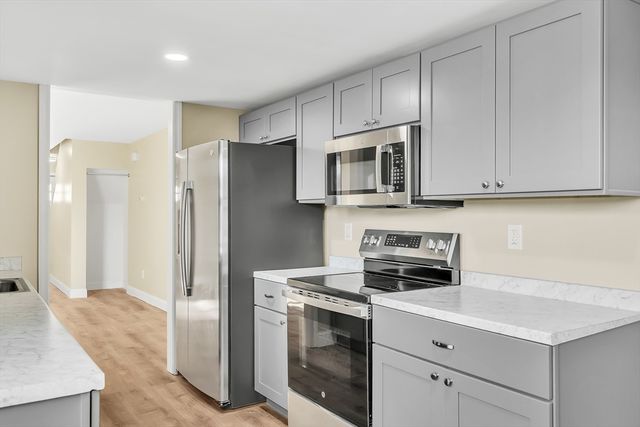 708-710 Central St, Lowell, MA 01852