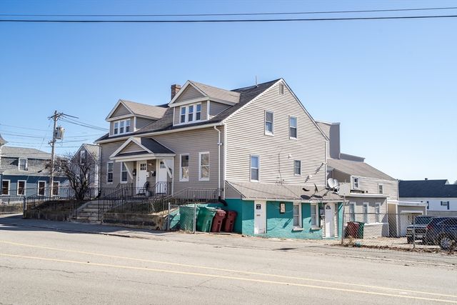 708-710 Central St, Lowell, MA 01852