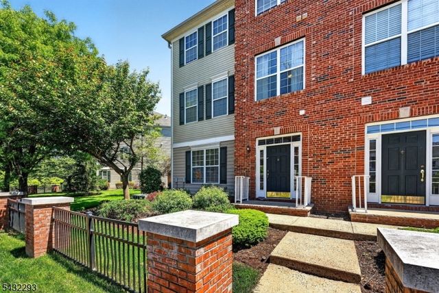 39 Liberty Way 39, South Bound Brook Boro, NJ 08880