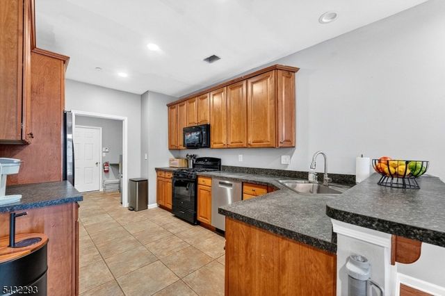 39 Liberty Way 39, South Bound Brook Boro, NJ 08880