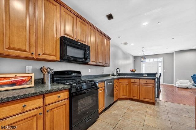 39 Liberty Way 39, South Bound Brook Boro, NJ 08880