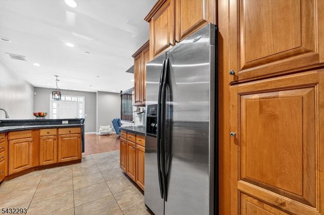 39 Liberty Way 39, South Bound Brook Boro, NJ 08880