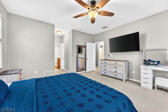 39 Liberty Way 39, South Bound Brook Boro, NJ 08880
