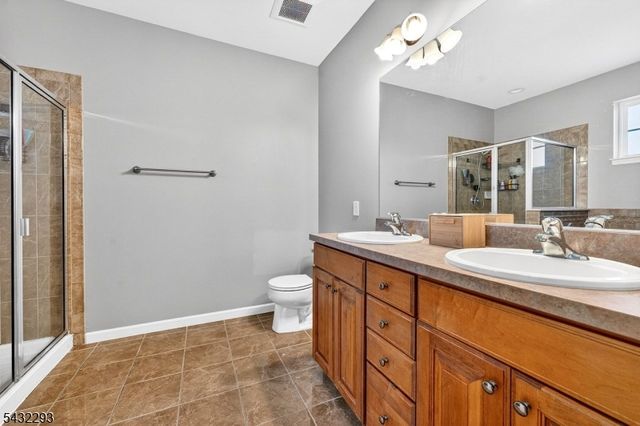 39 Liberty Way 39, South Bound Brook Boro, NJ 08880