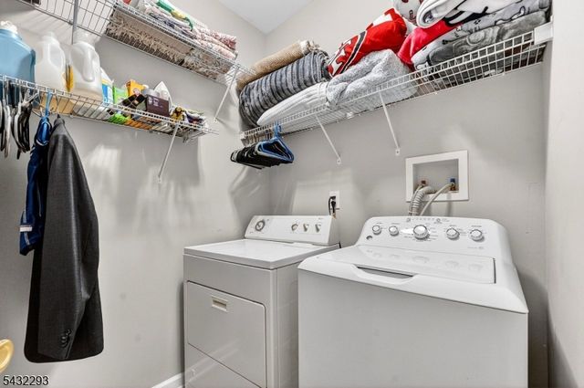 39 Liberty Way 39, South Bound Brook Boro, NJ 08880