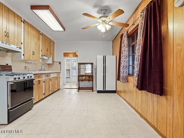 3222 Frankfort Avenue A, El Paso, TX 79930