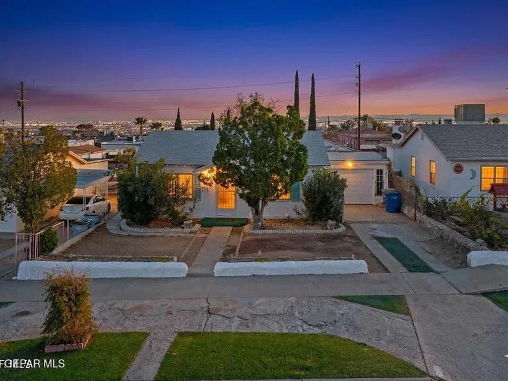 3222 Frankfort Avenue A, El Paso, TX 79930