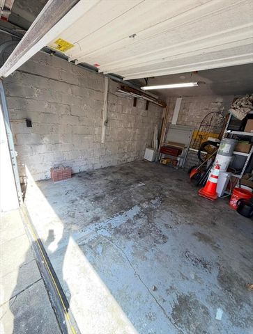 39 Bond St 39, Somerville, MA 02145