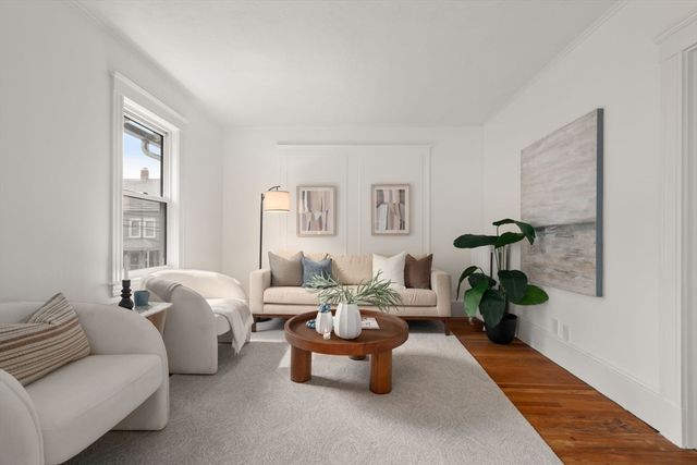 39 Bond St 39, Somerville, MA 02145