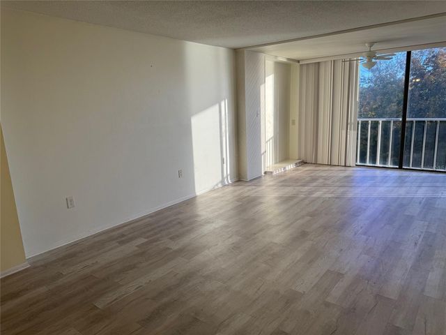 500 N OSCEOLA AVENUE 403, Clearwater, FL 33755