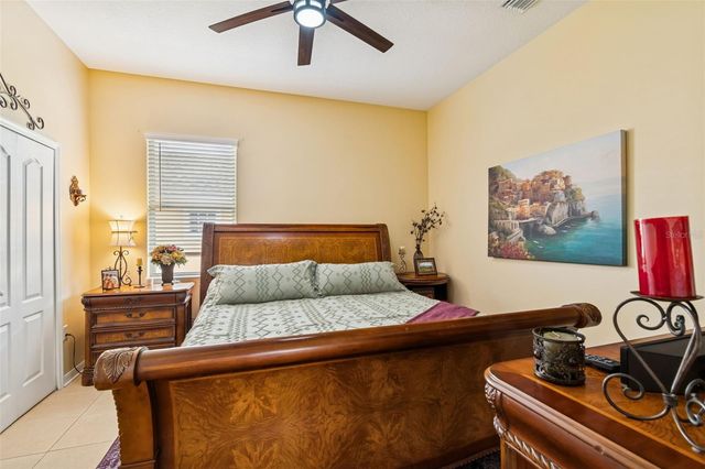 5816 MOHR LOOP, Tampa, FL 33615