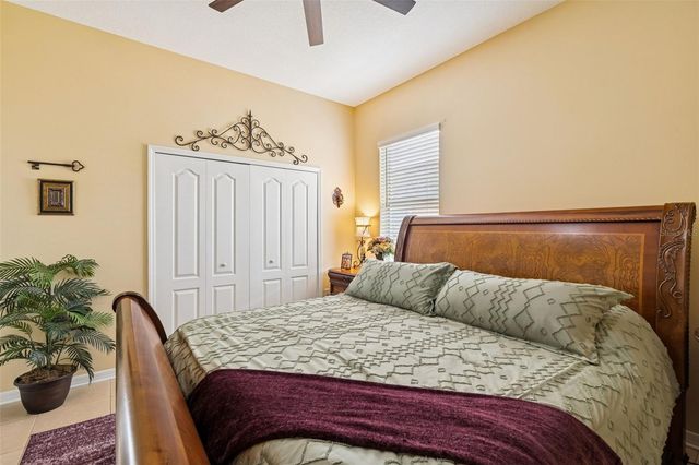 5816 MOHR LOOP, Tampa, FL 33615