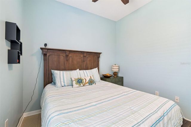 5816 MOHR LOOP, Tampa, FL 33615