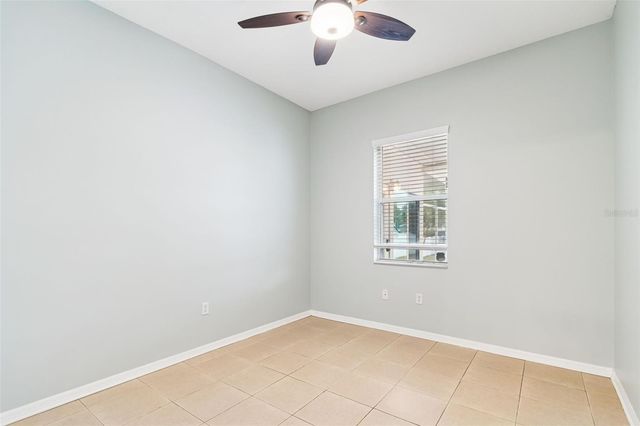 5816 MOHR LOOP, Tampa, FL 33615