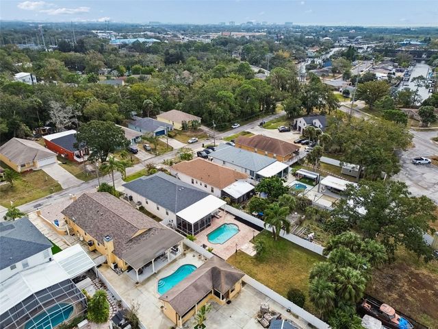 5816 MOHR LOOP, Tampa, FL 33615