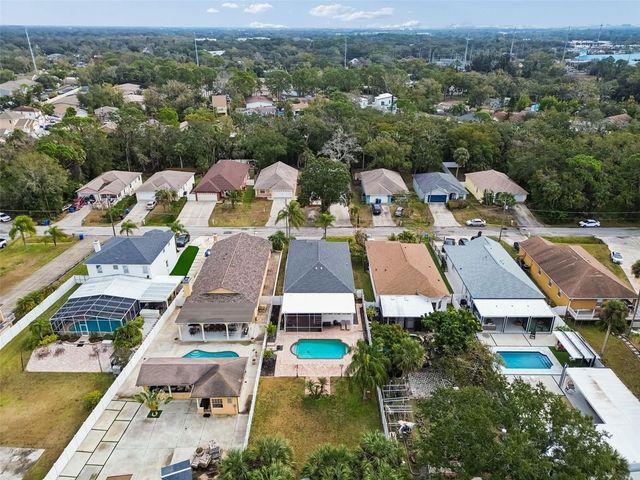 5816 MOHR LOOP, Tampa, FL 33615