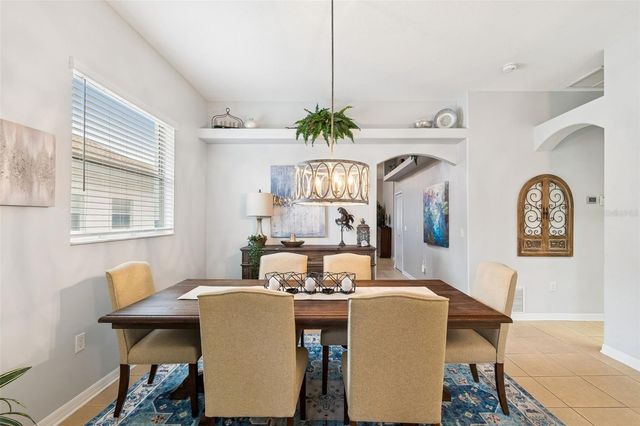 5816 MOHR LOOP, Tampa, FL 33615