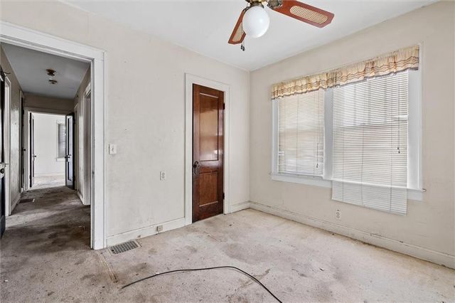 532 Blue Ridge Boulevard, Kansas City, MO 64125
