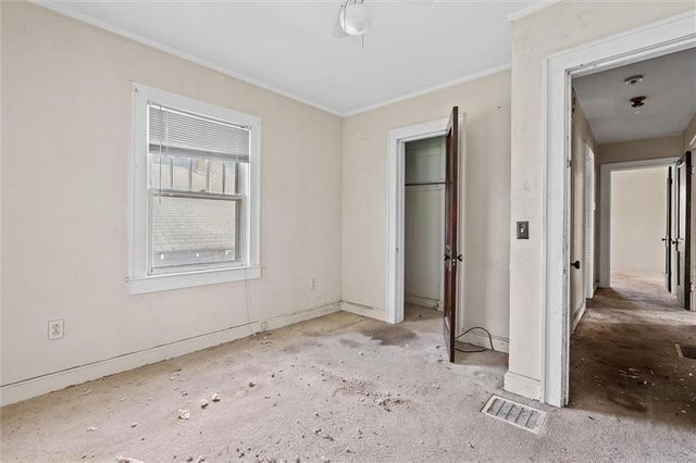 532 Blue Ridge Boulevard, Kansas City, MO 64125