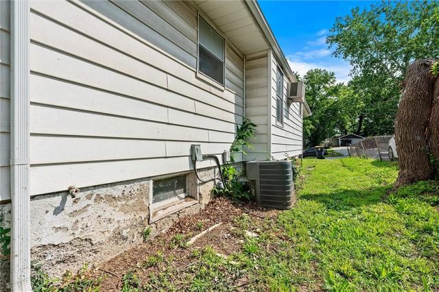 532 Blue Ridge Boulevard, Kansas City, MO 64125