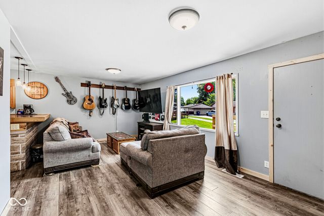 24 Marianna Court, Brownsburg, IN 46112